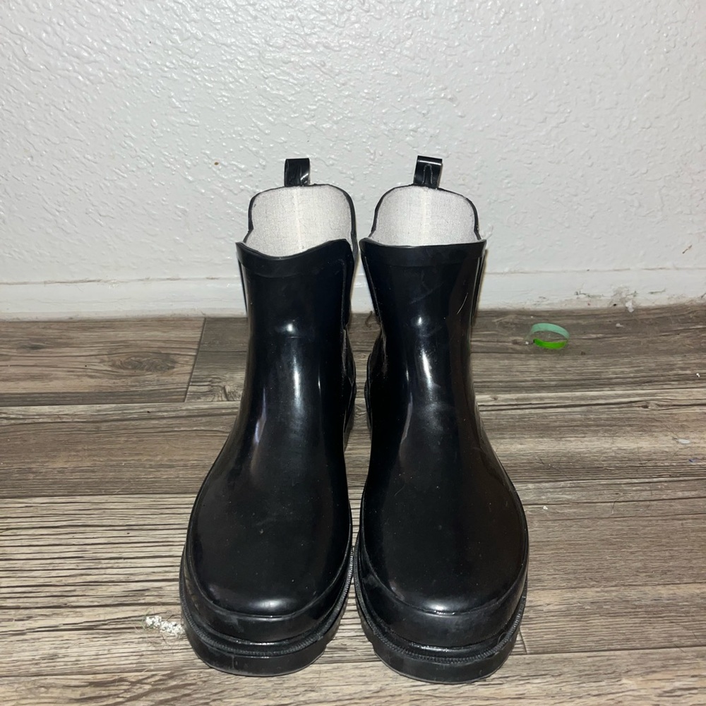 Rain boots